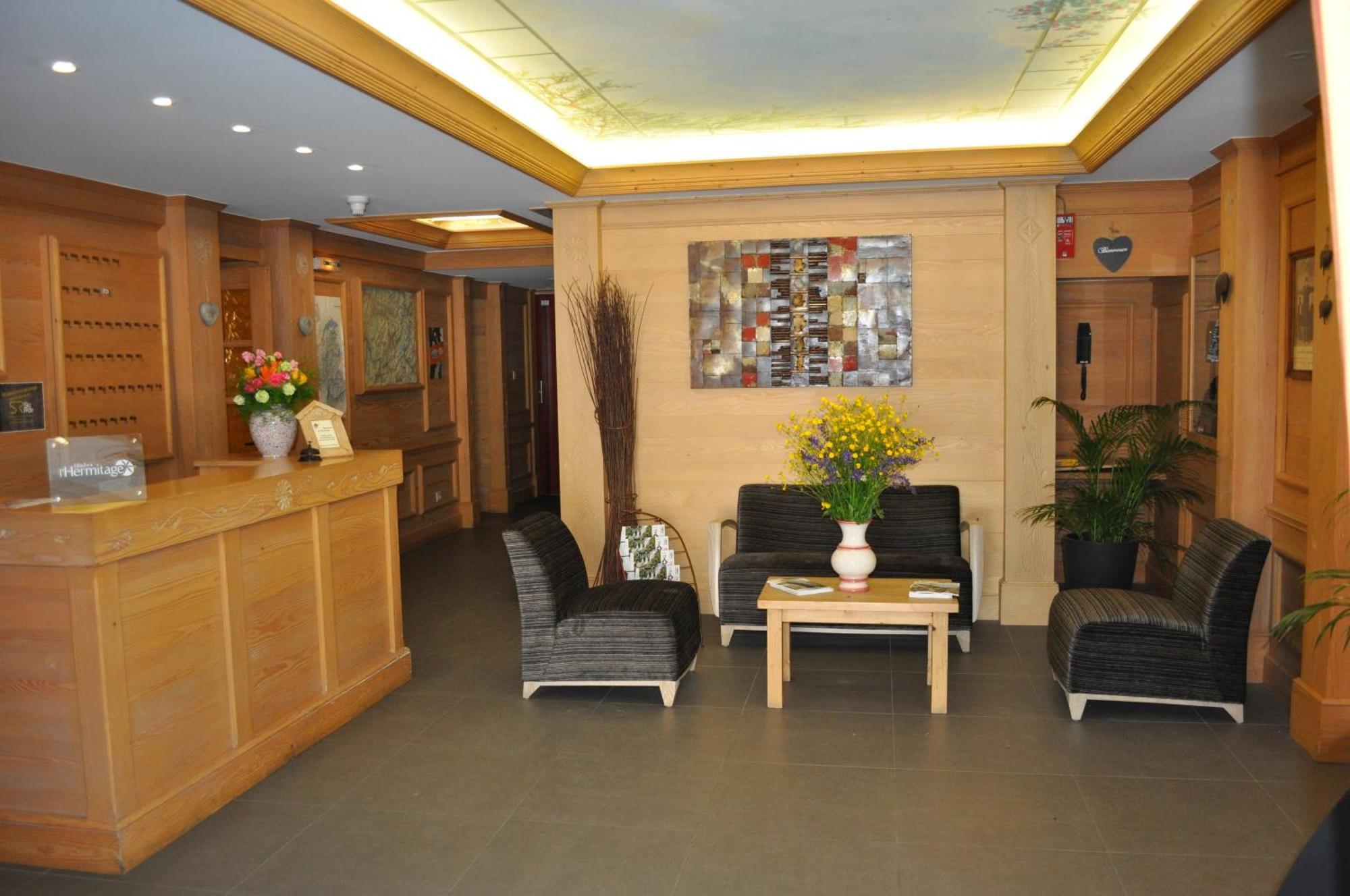 Hotel Et Appart'Hotel De L'Hermitage โธนส์ ภายนอก รูปภาพ