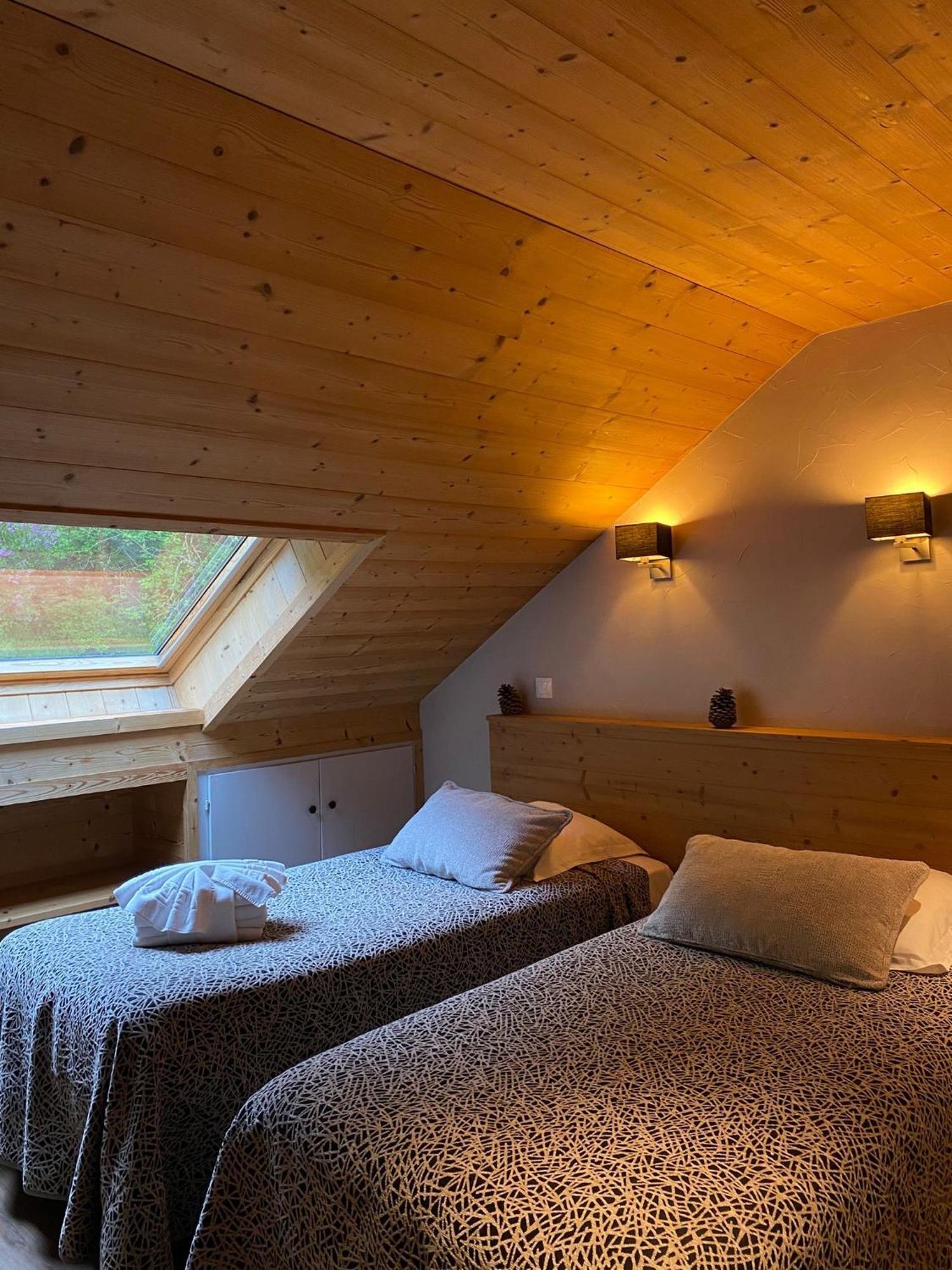Hotel Et Appart'Hotel De L'Hermitage โธนส์ ภายนอก รูปภาพ