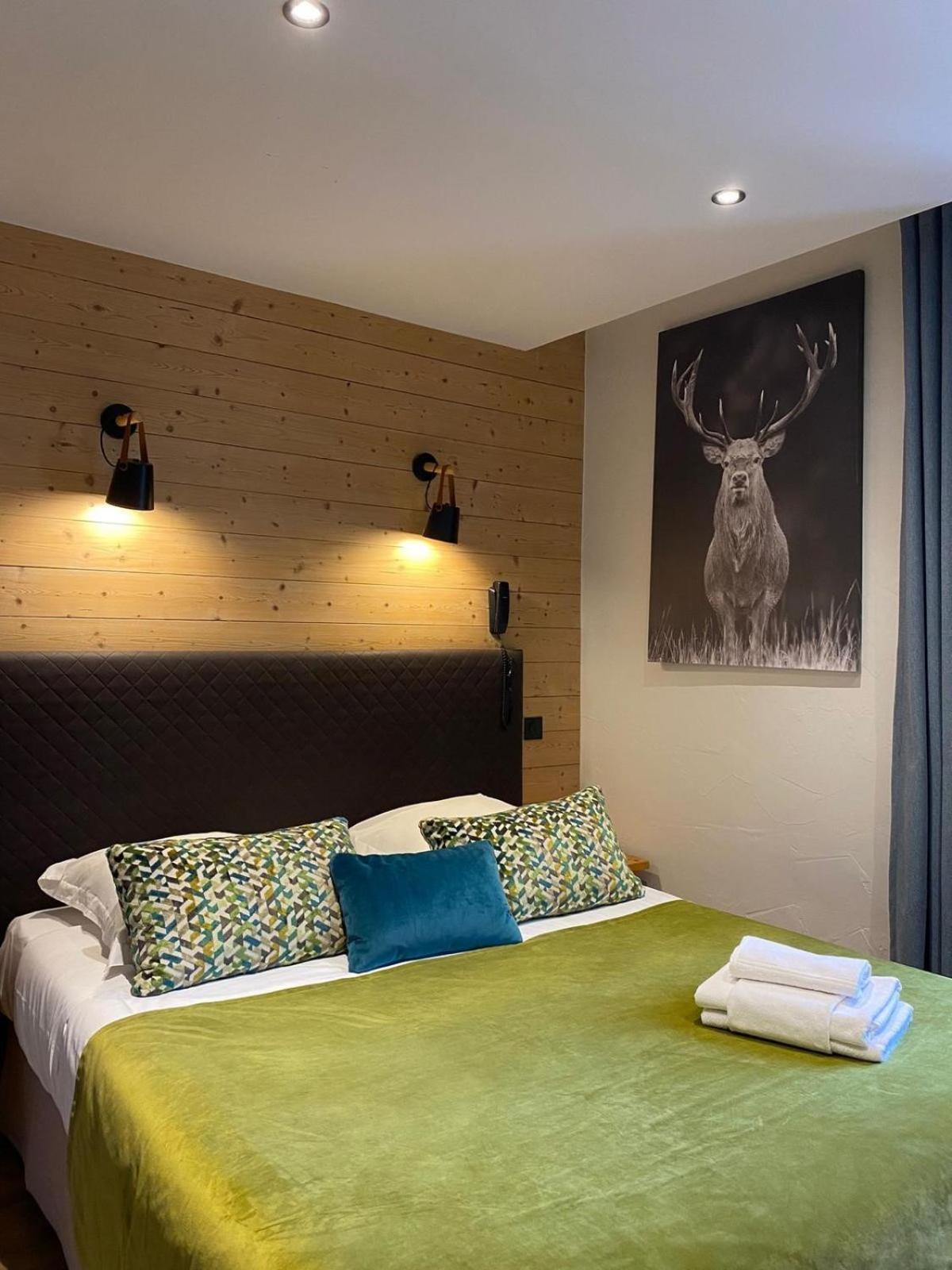 Hotel Et Appart'Hotel De L'Hermitage โธนส์ ภายนอก รูปภาพ
