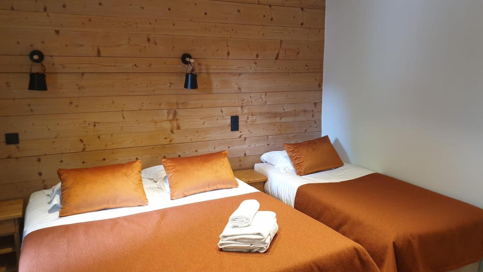 Hotel Et Appart'Hotel De L'Hermitage โธนส์ ภายนอก รูปภาพ